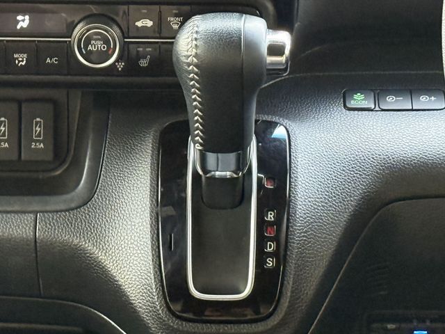 HONDA N BOX CUSTOM 2022 Image 31