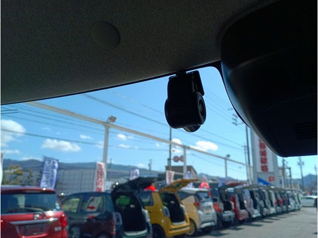 DAIHATSU TANTO 2021 Image 31