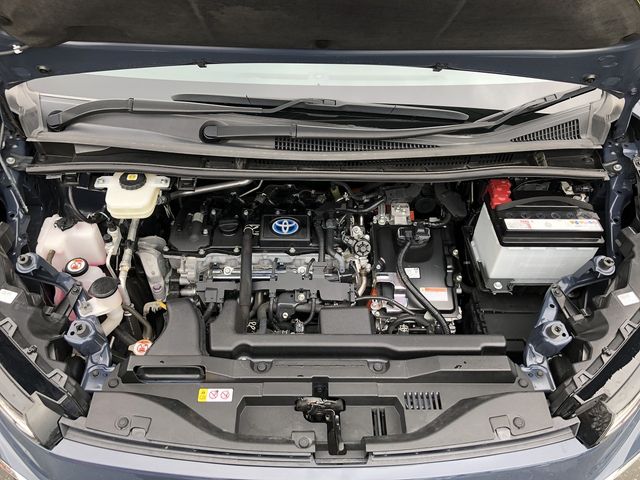 TOYOTA VOXY HYBRID 2023 Image 31