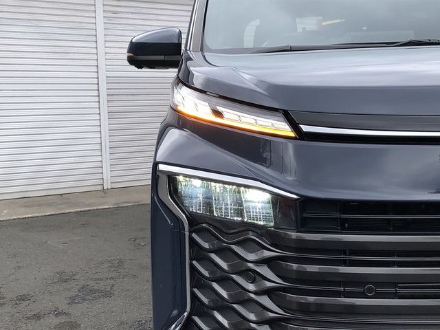 TOYOTA VOXY HYBRID 2023 Image 31