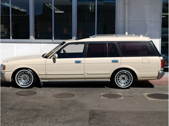TOYOTA CROWN WAGON 1998 Image 31