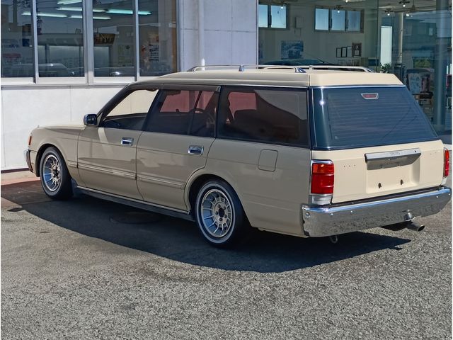 TOYOTA CROWN WAGON 1998 Image 31