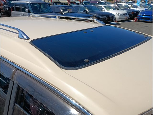 TOYOTA CROWN WAGON 1998 Image 31