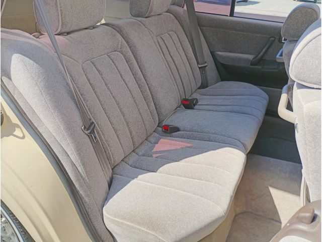 TOYOTA CROWN WAGON 1998 Image 31