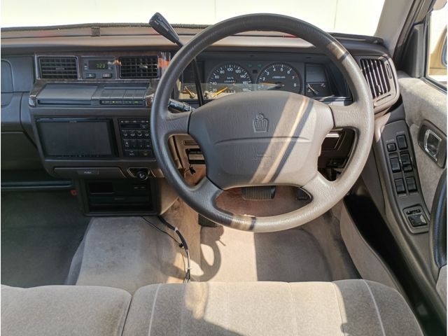 TOYOTA CROWN WAGON 1998 Image 31