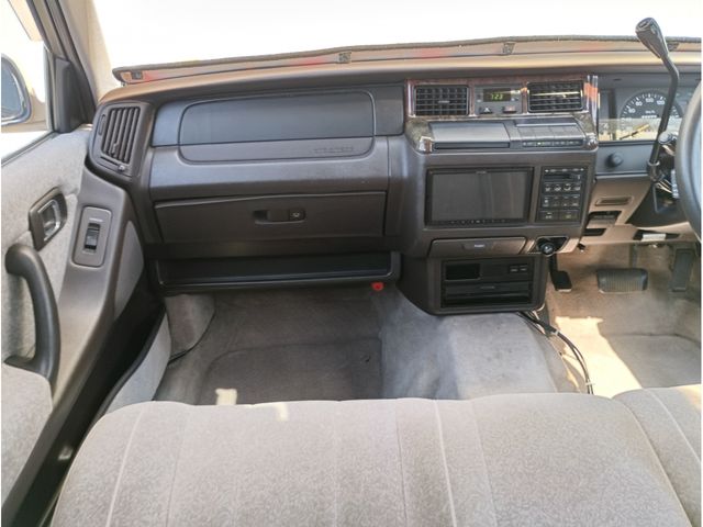 TOYOTA CROWN WAGON 1998 Image 31