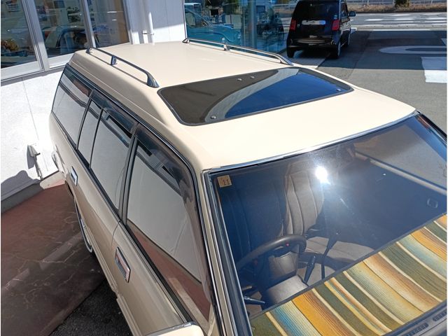 TOYOTA CROWN WAGON 1998 Image 31