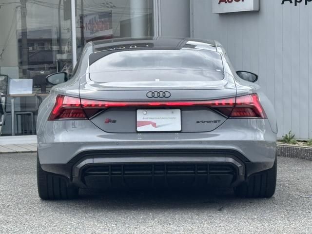 AUDI RS E-TRON GT 2024 Image 31