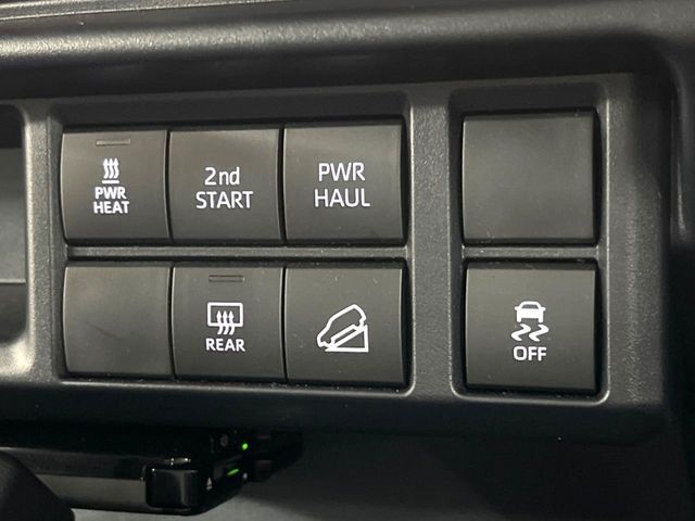 TOYOTA LANDCRUISER 70 2025 Image 31