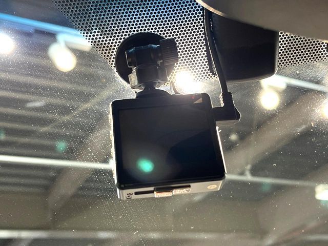 TOYOTA CROWN SEDAN HYBRID 2013 Image 31