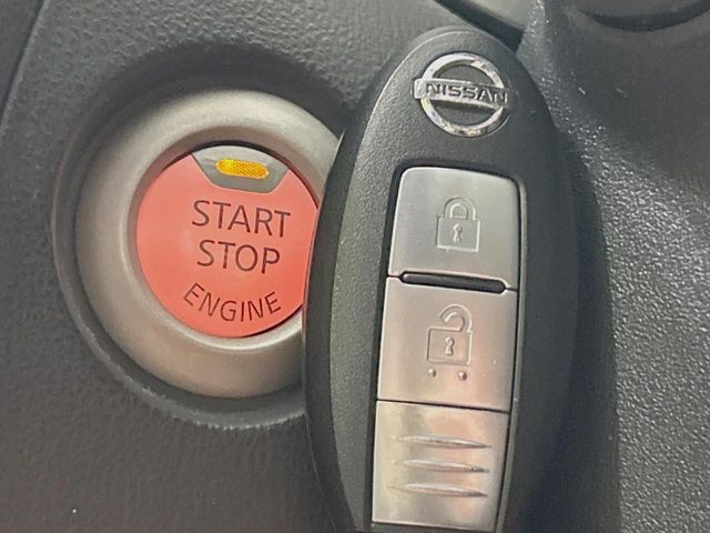 NISSAN JUKE 2012 Image 31