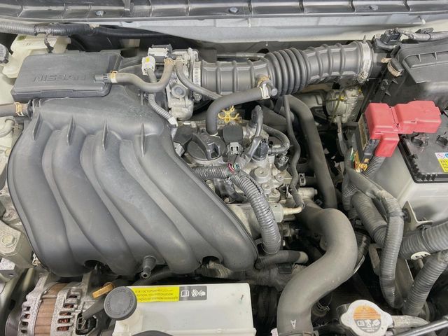 NISSAN JUKE 2012 Image 31