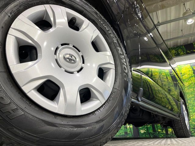 TOYOTA HIACE VAN 4WD 2021 Image 31