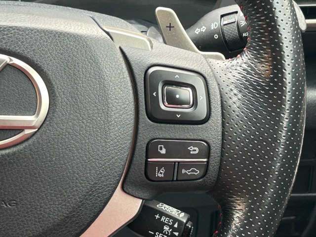 TOYOTA LEXUS RC200T 2017 Image 31