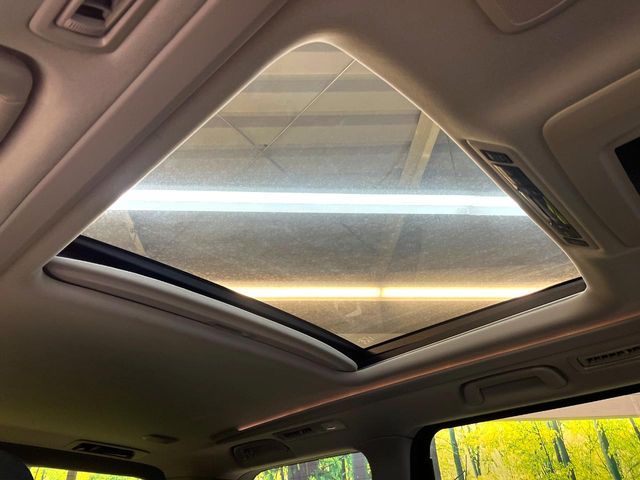 TOYOTA VELLFIRE 2012 Image 31