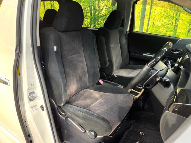 TOYOTA VELLFIRE 2012 Image 31