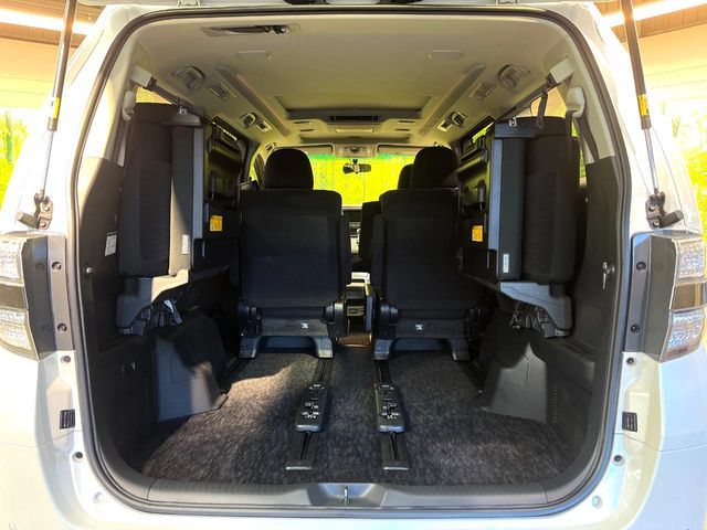 TOYOTA VELLFIRE 2012 Image 31