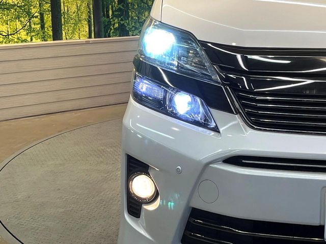TOYOTA VELLFIRE 2012 Image 31