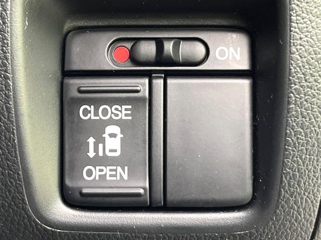 HONDA N BOX CUSTOM 2016 Image 31