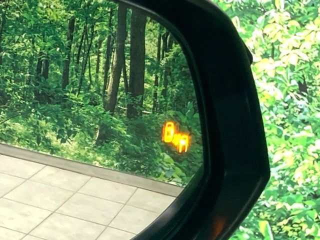 TOYOTA HARRIER 2WD 2021 Image 31