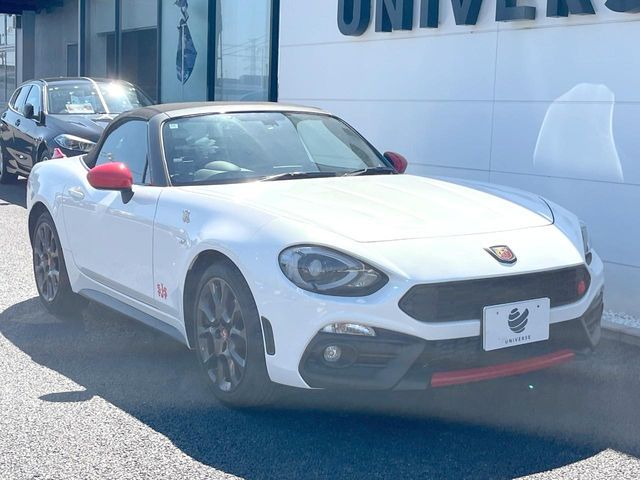 FIAT ABARTH 124 SPIDER 2016 Image 31