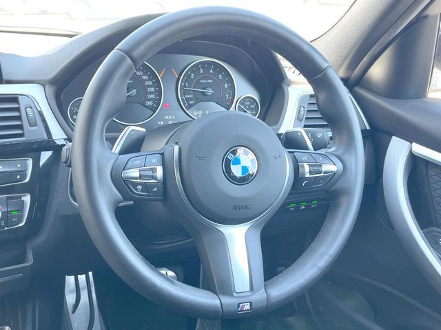 BMW 3SERIES SEDAN 2017 Image 31