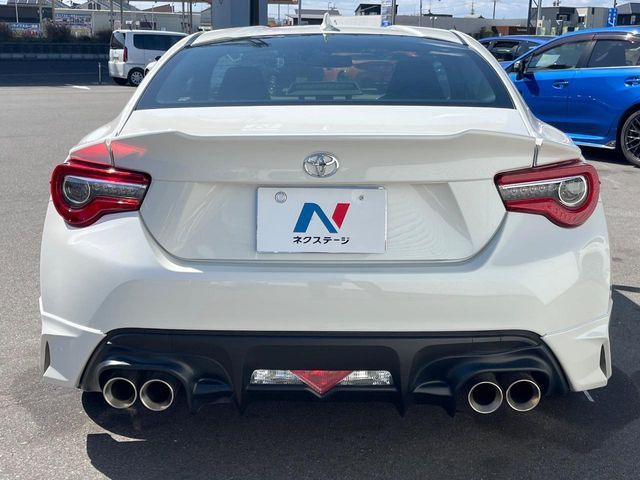 TOYOTA 86 2018 Image 31