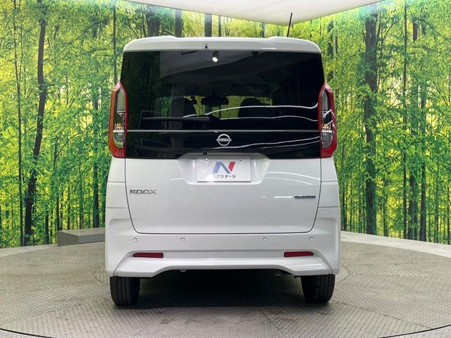 NISSAN ROOX 2024 Image 31