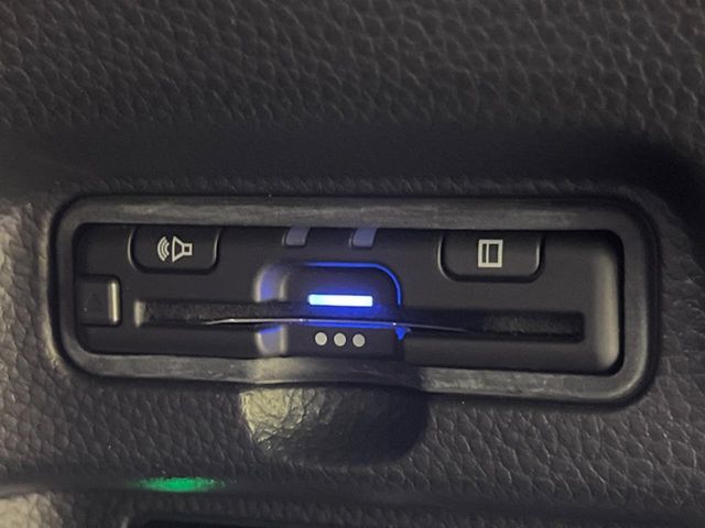 HONDA N BOX 2022 Image 31