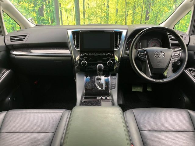 TOYOTA VELLFIRE 2019 Image 31