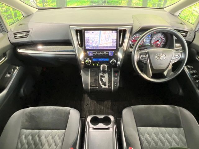 TOYOTA ALPHARD 2019 Image 31