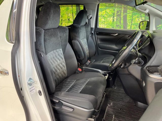 TOYOTA ALPHARD 2019 Image 31