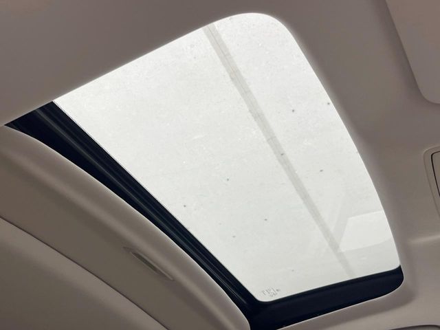 HONDA LEGEND HYBRID 2015 Image 31