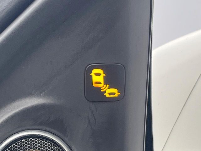 HONDA LEGEND HYBRID 2015 Image 31