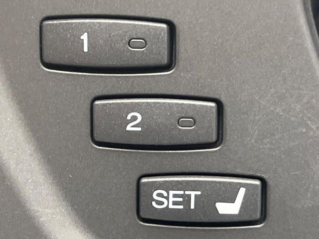 HONDA LEGEND HYBRID 2015 Image 31