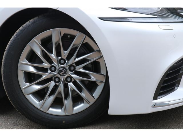 TOYOTA LEXUS LS500 2020 Image 31