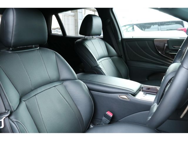 TOYOTA LEXUS LS500 2020 Image 31
