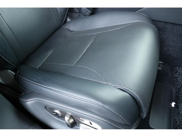 TOYOTA LEXUS LS500 2020 Image 31