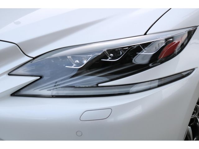 TOYOTA LEXUS LS500 2020 Image 31