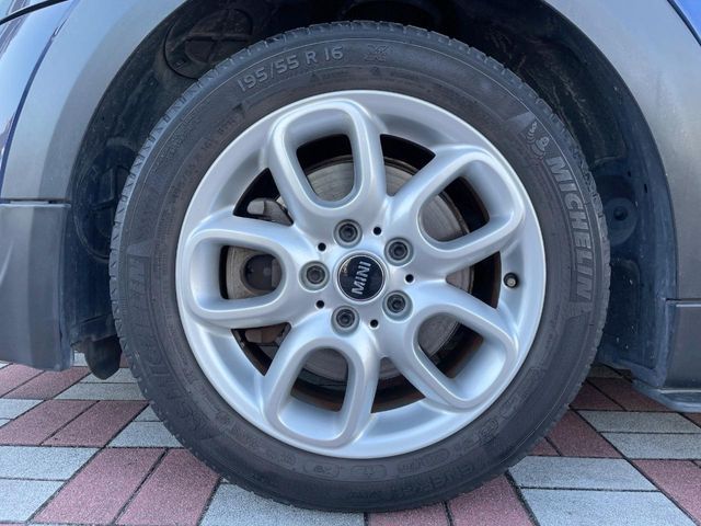 BMW MINI COOPER S 2014 Image 31