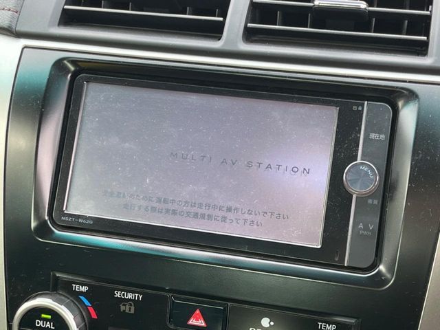 TOYOTA CAMRY HYBRID 2012 Image 31