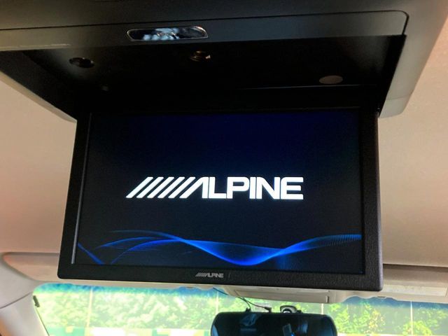 NISSAN ELGRAND 2018 Image 31