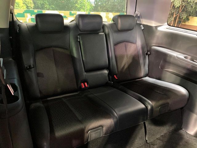NISSAN ELGRAND 2018 Image 31