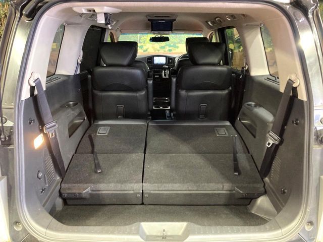 NISSAN ELGRAND 2018 Image 31