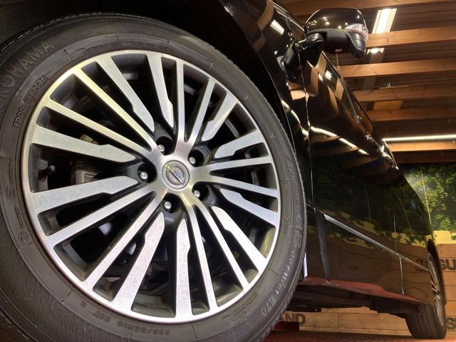 NISSAN ELGRAND 2018 Image 31