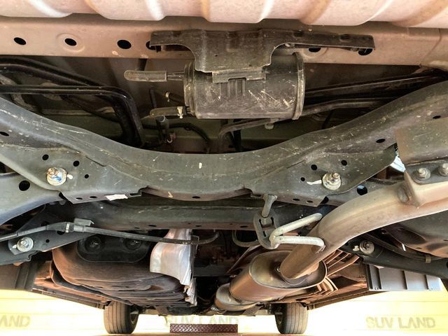 NISSAN ELGRAND 2018 Image 31