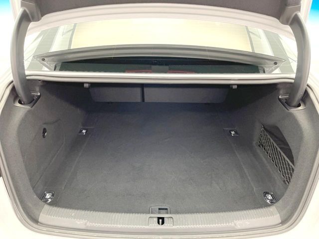 AUDI A6 2018 Image 31