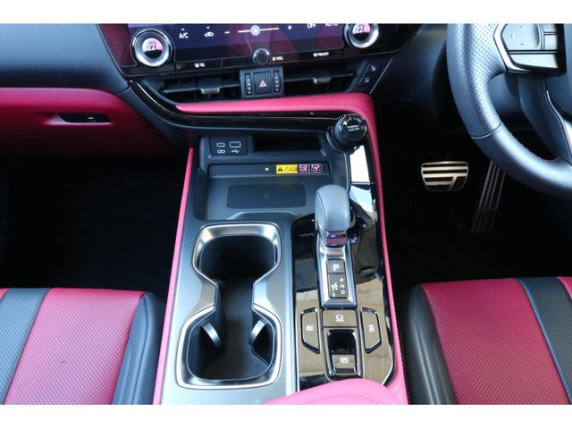 TOYOTA LEXUS NX350H 2023 Image 31