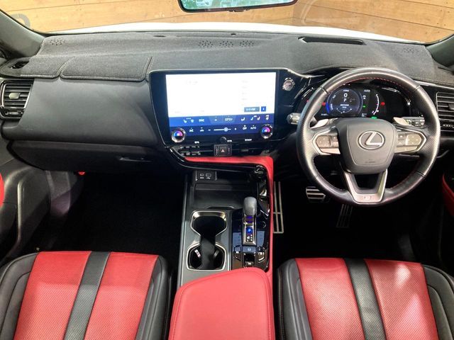 TOYOTA LEXUS NX350H 2022 Image 31