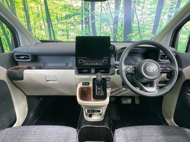 TOYOTA SIENTA HYBRID 2025 Image 31